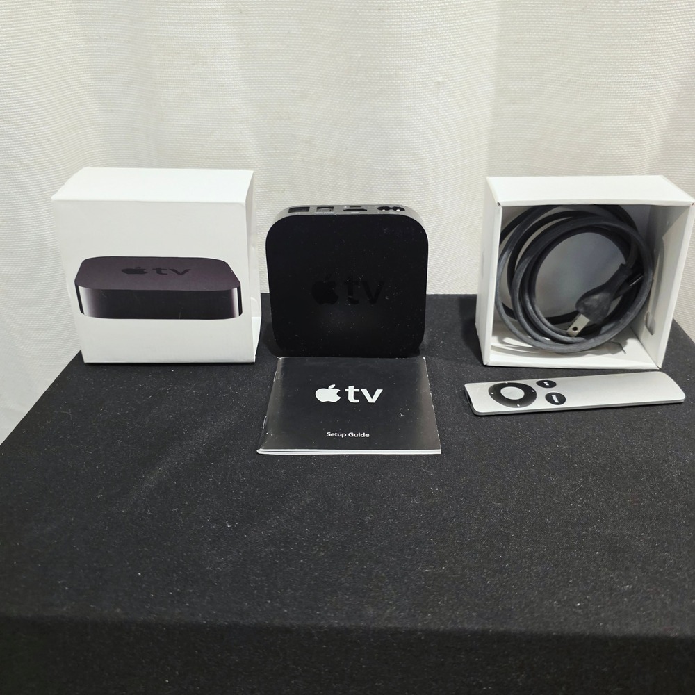 Apple TV Media‎ Streamer with Box 2nd Generation A1378 MC572LL/A Black 720p HD